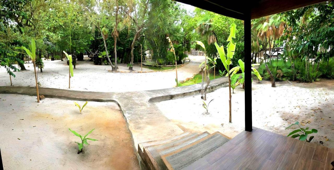Kin Resort Lodge Maya Beach Bagian luar foto