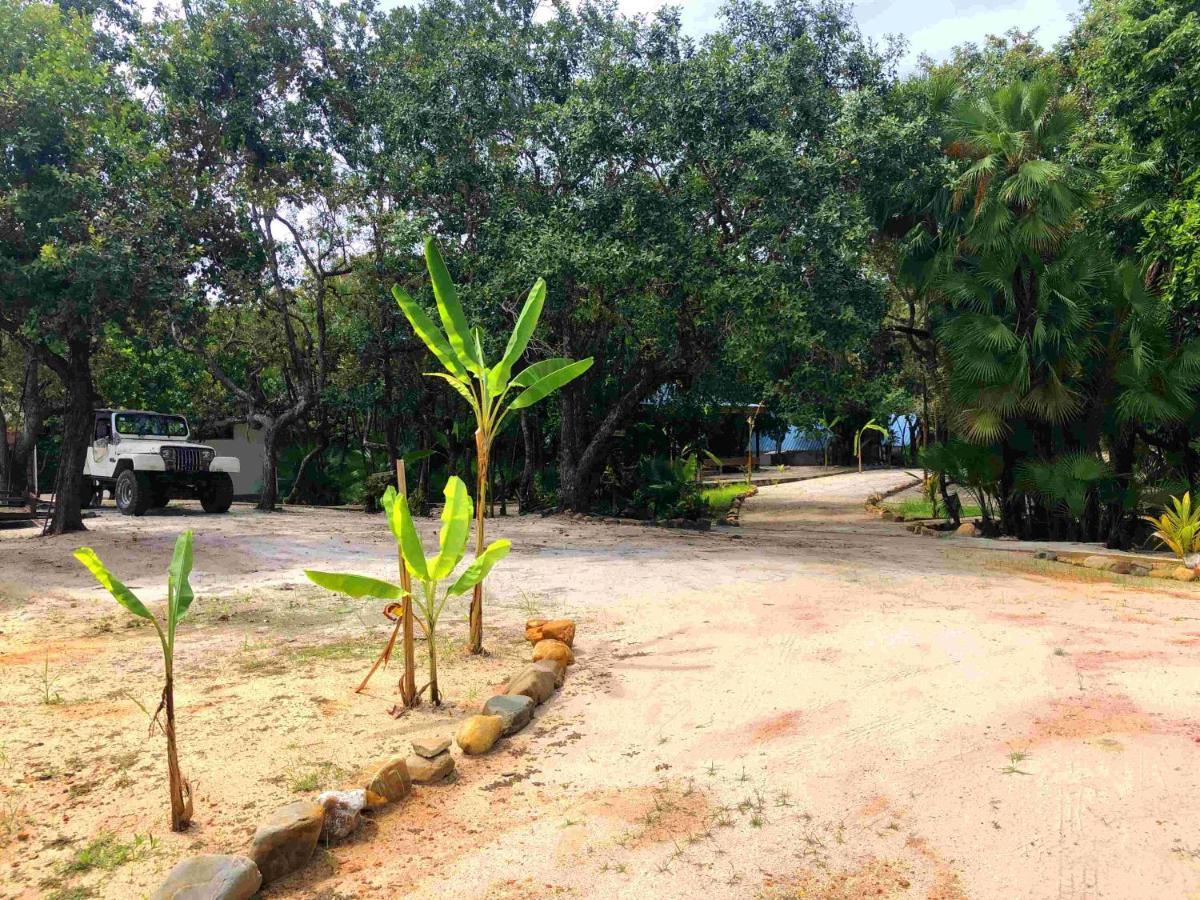 Kin Resort Lodge Maya Beach Bagian luar foto