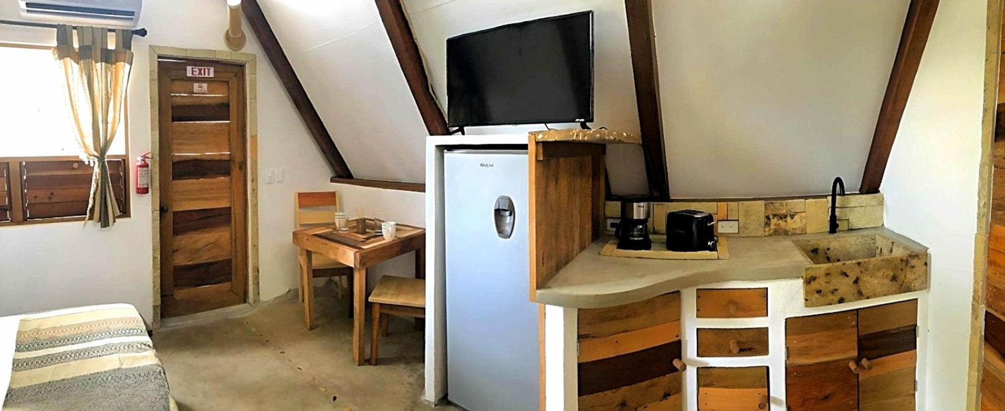 Kin Resort Lodge Maya Beach Bagian luar foto