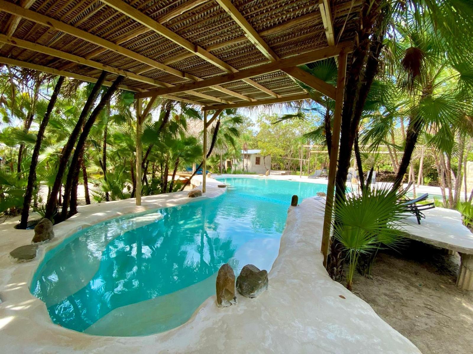 Kin Resort Lodge Maya Beach Bagian luar foto