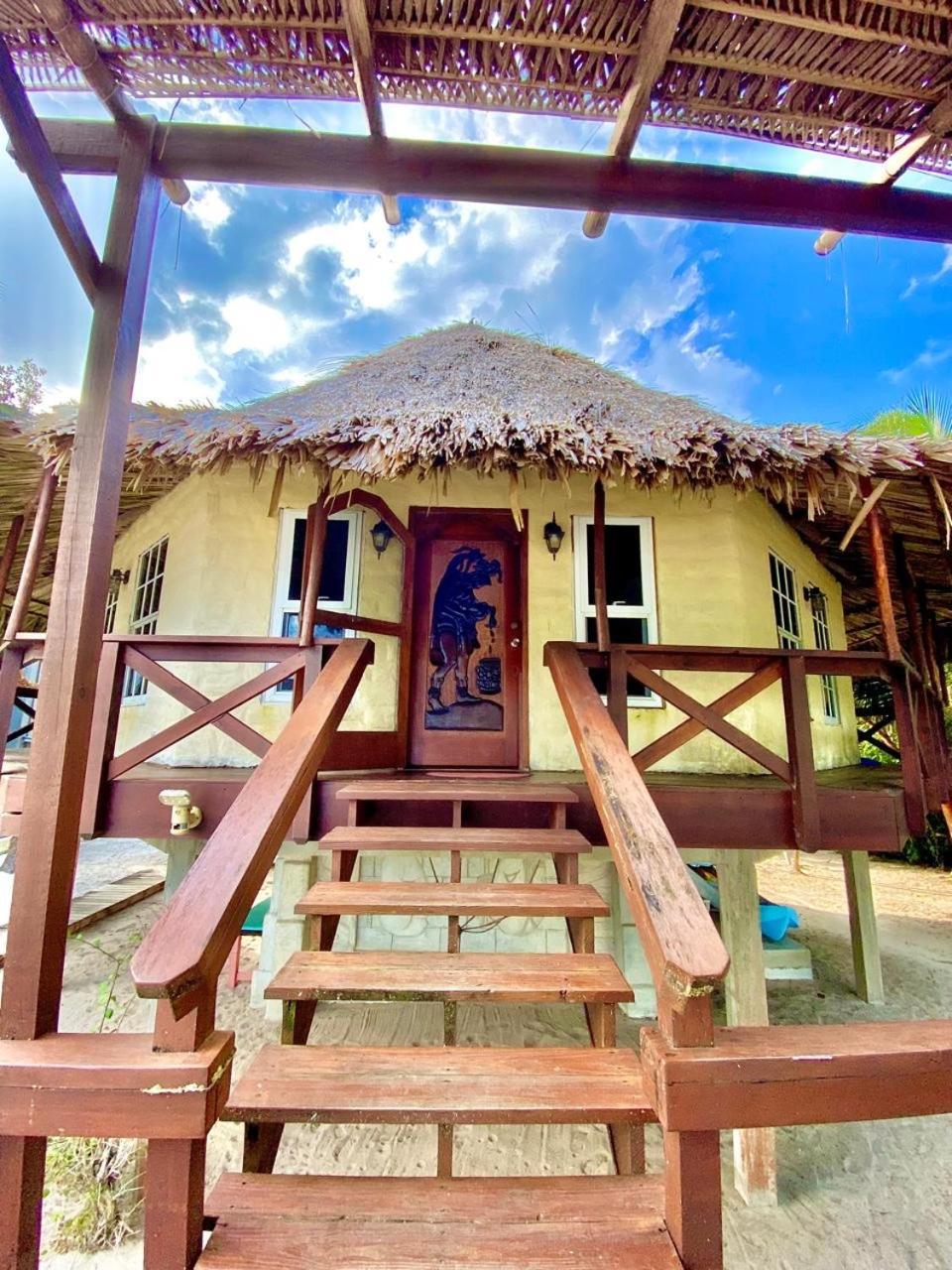 Kin Resort Lodge Maya Beach Bagian luar foto